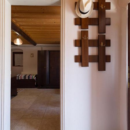 Вилла The Old House - Wood & Stone Evreti Экстерьер фото